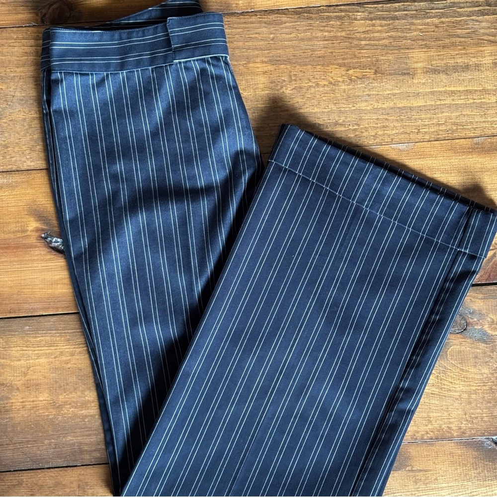EUC Vintage Old Navy—Wide Leg Cuffed Navy Pinstripe Trousers